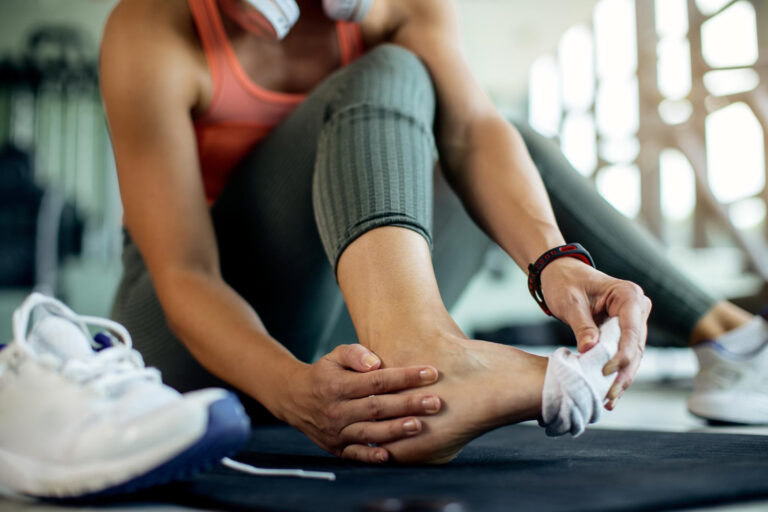 cara mengatasi kaki keseleo