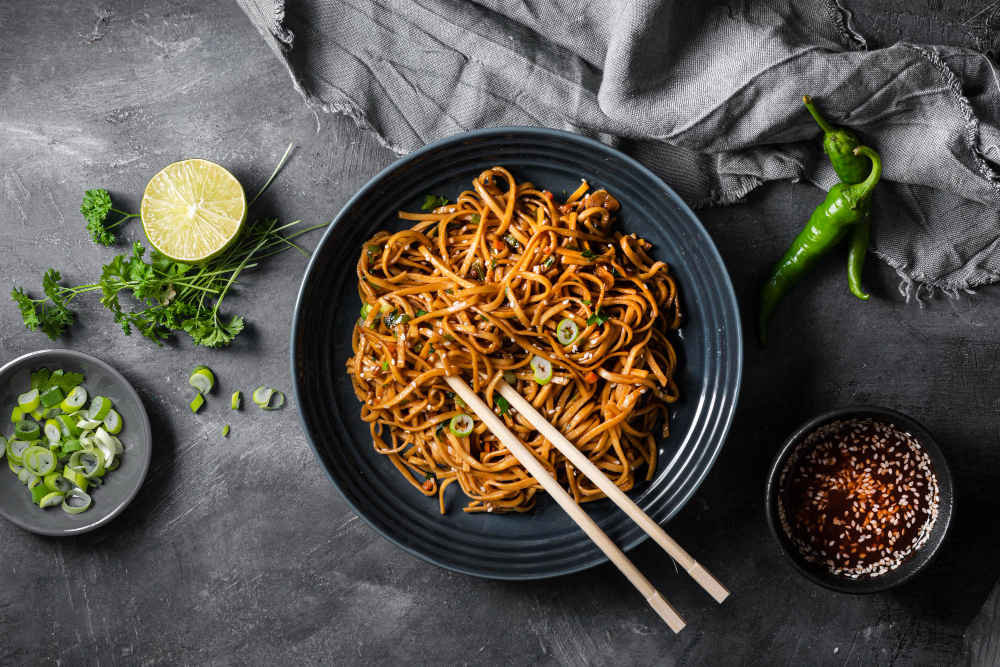 membuat mie goreng