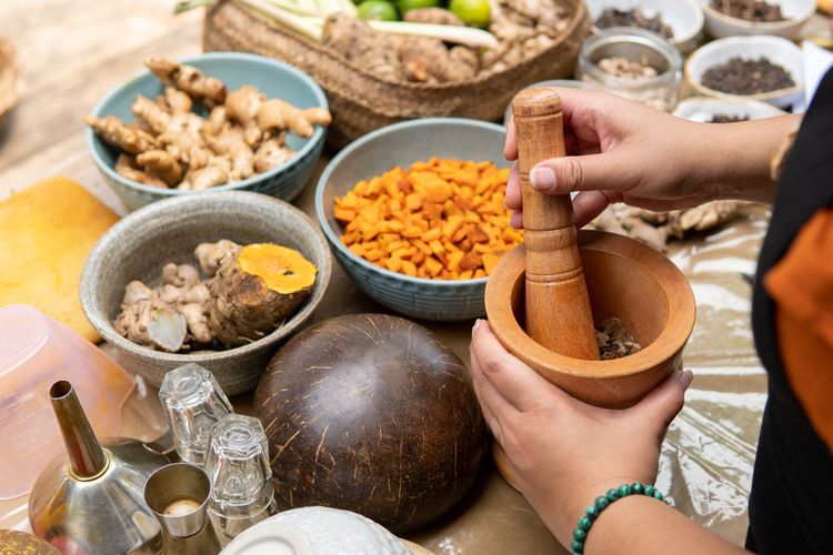 Benarkah Obat Herbal Tanpa Efek Samping?