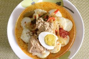 Lontong Cap Go Meh