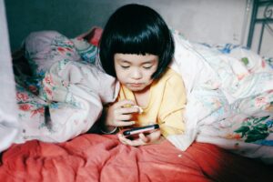 Tips screen time anak