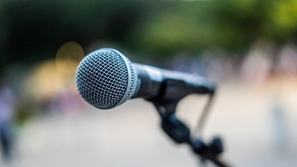 Microphone